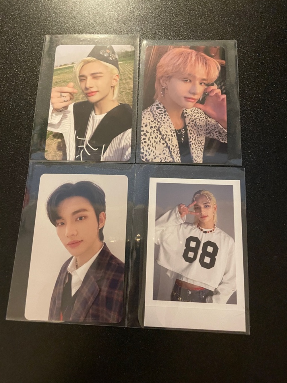 K-Pop Idol Photocards Set - 4pc Stray Kids Hyunjin